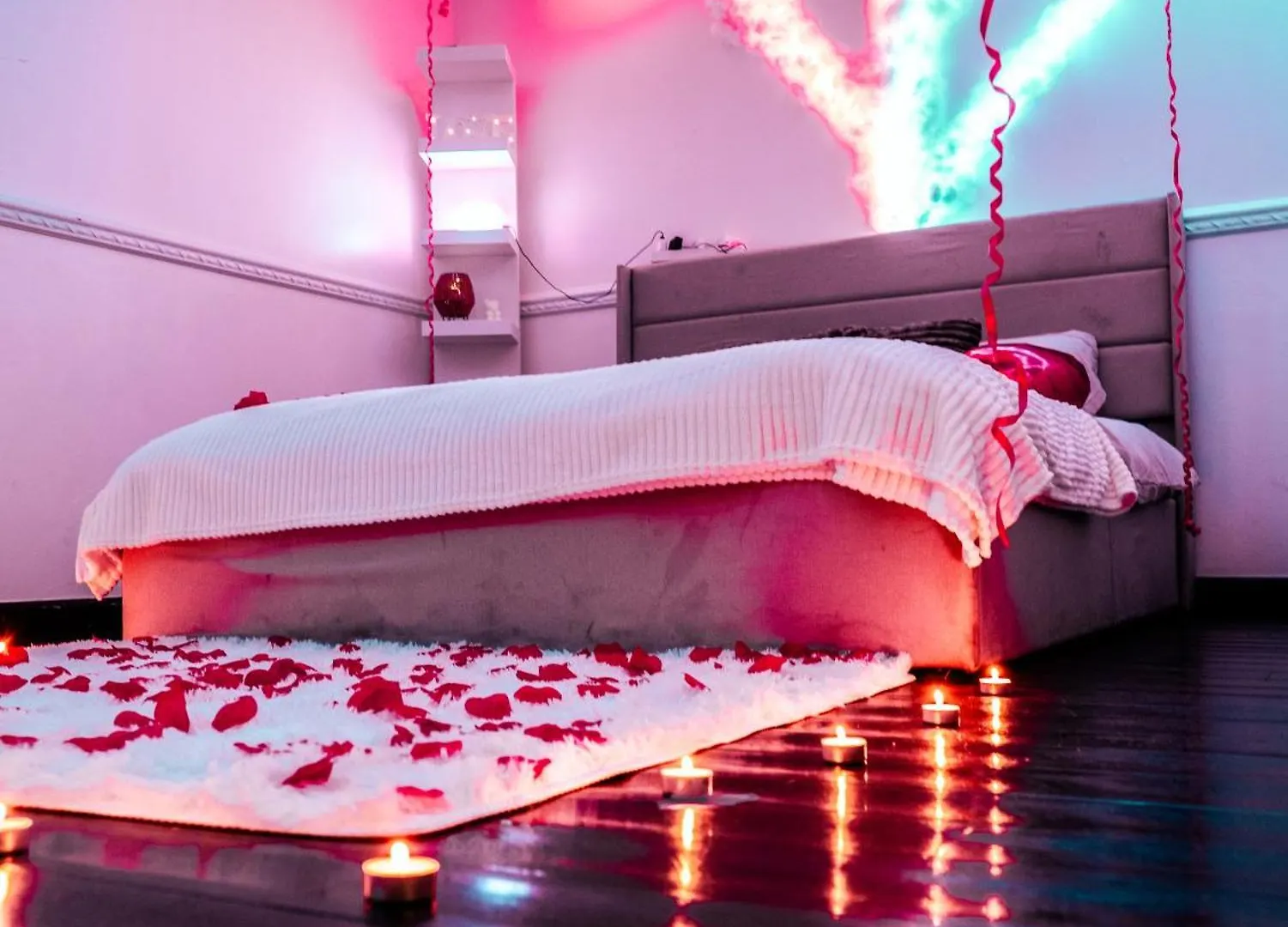 Mb Loveroom Spa Le Blanc-Mesnil 0*,  France